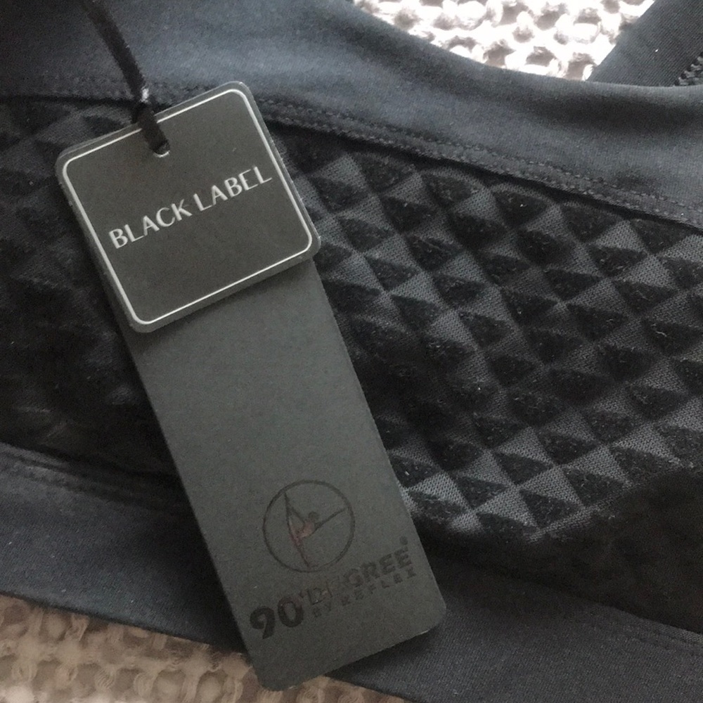 SOLD 90 DEGREE by REFLEX black sports bra SMALL NWT $58 - Picture 2 of 5